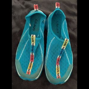 Socone water shoes teal size 42